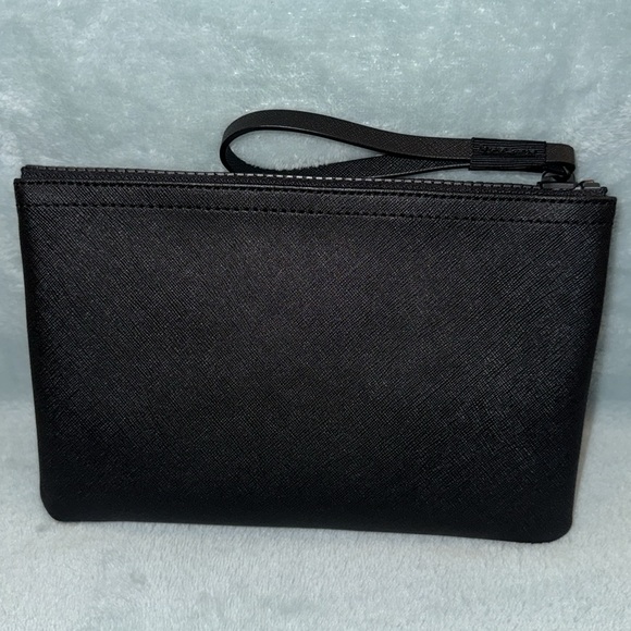 Lululemon zip pouch - Picture 2 of 15